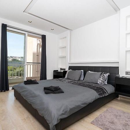Modern 2 Bedroomed Apartment In Gzira Eksteriør billede
